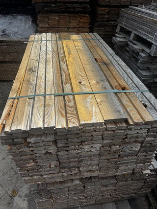 Ca. 119x Douglas Rhombus dubbel profiel – enkelzijdig